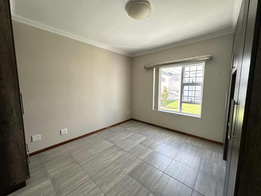 1 Bedroom Property for Sale in Heiderand Western Cape